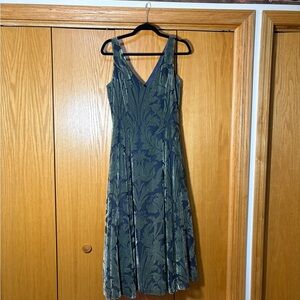 Adrianna Papell Green Midi Dress